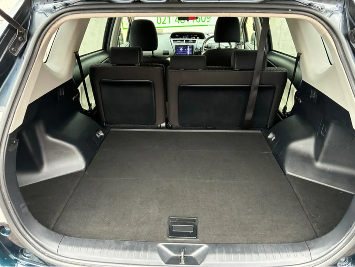 Toyota Prius Hatchback, Petrol Hybrid, 2017, Black
