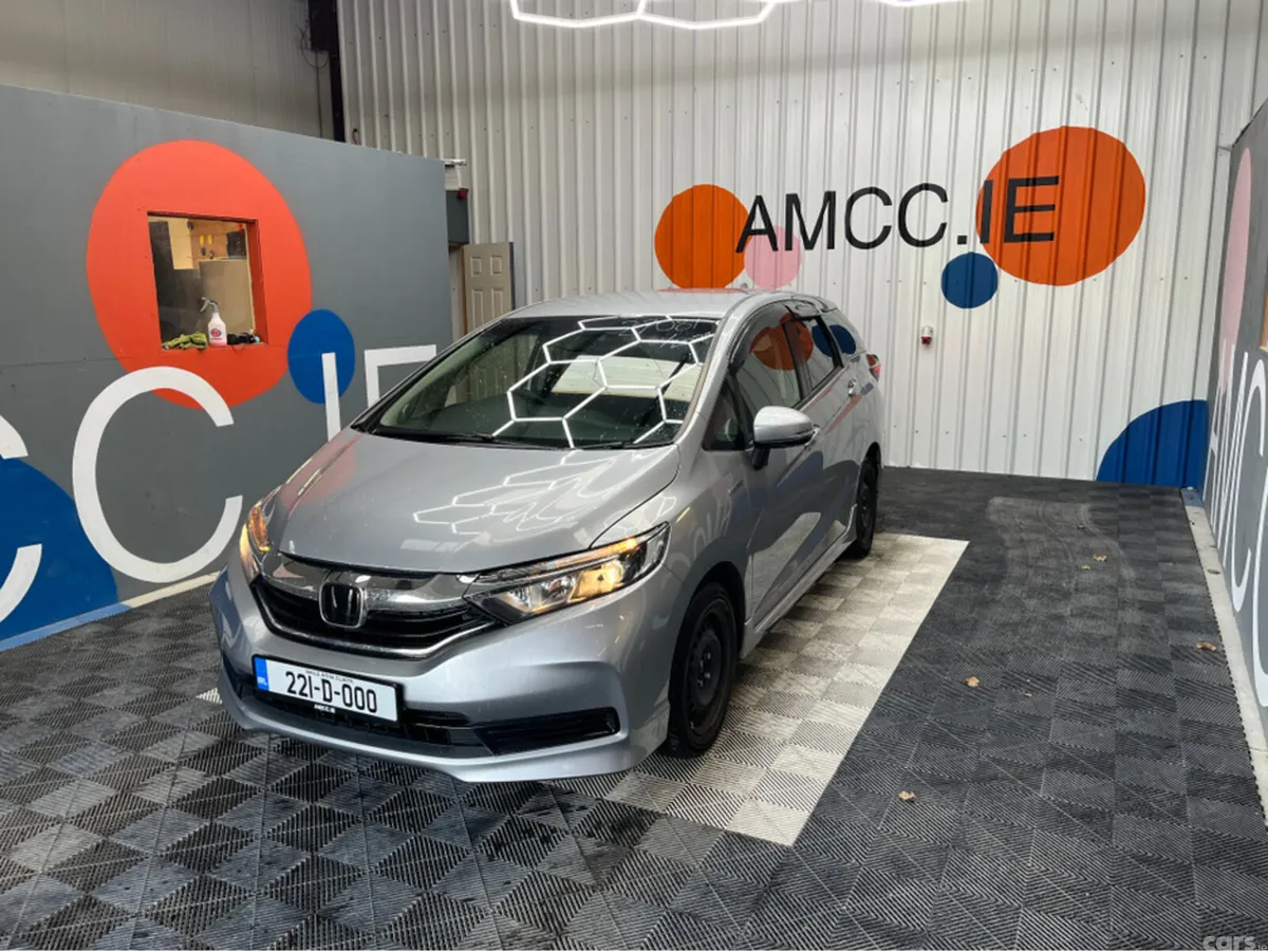 Honda Shuttle MPV, Petrol Hybrid, 2022, Silver