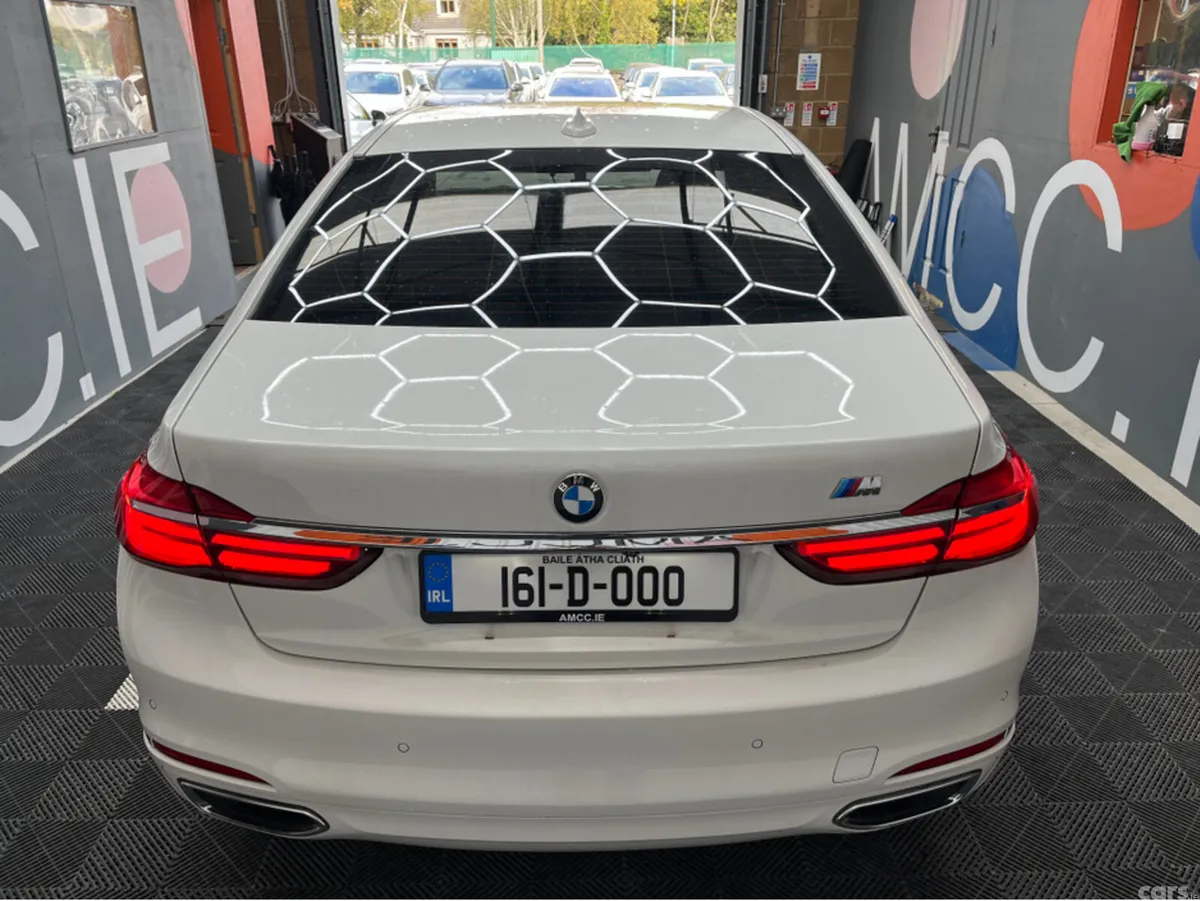 BMW 7-Series Saloon, Petrol Plug-in Hybrid, 2016, White