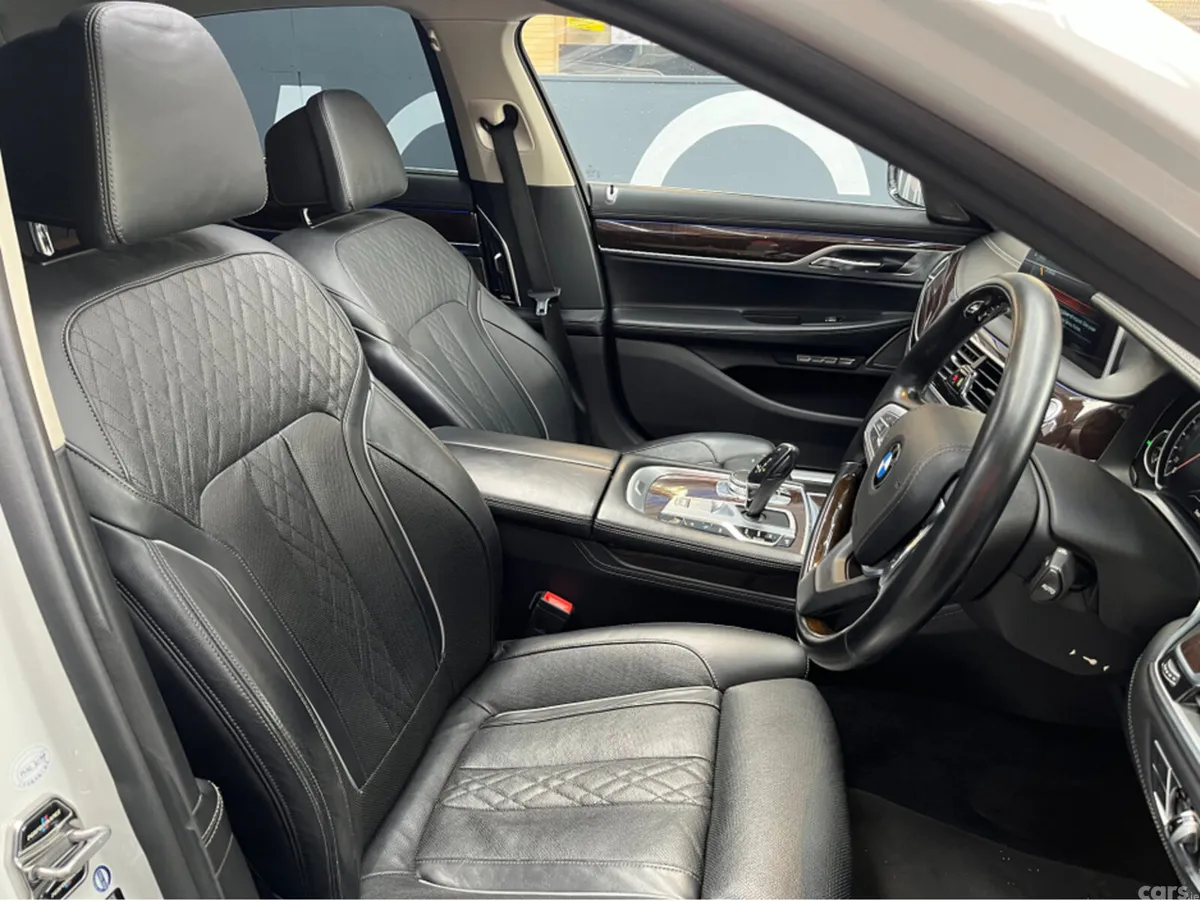 BMW 7-Series Saloon, Petrol Plug-in Hybrid, 2016, White