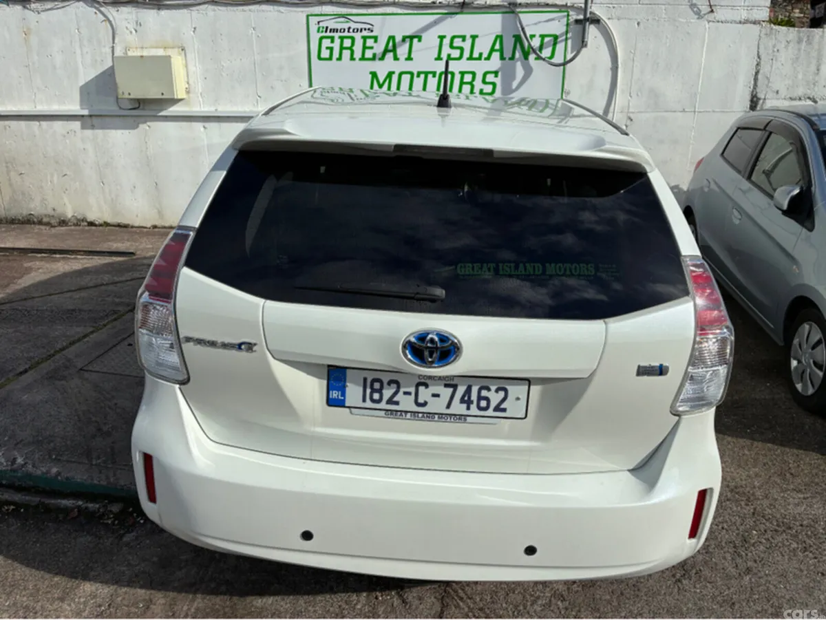 Toyota Prius Estate, Petrol Hybrid, 2018, White