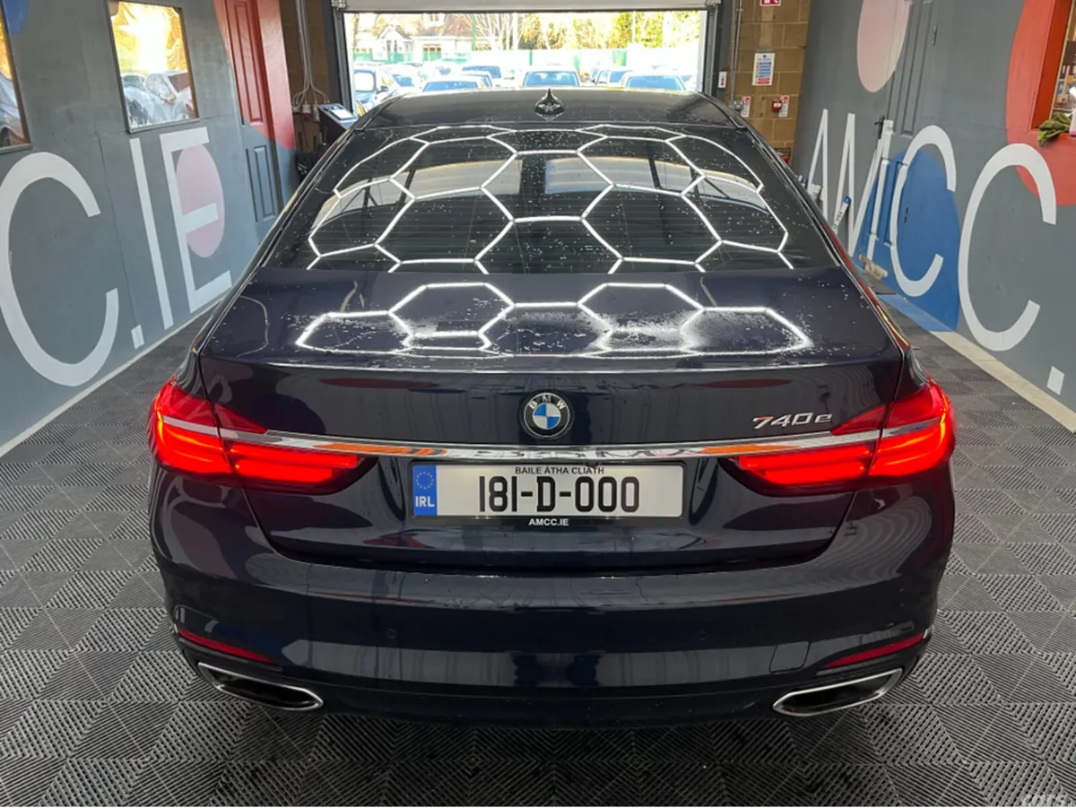 BMW 7-Series Saloon, Petrol Hybrid, 2018, Blue