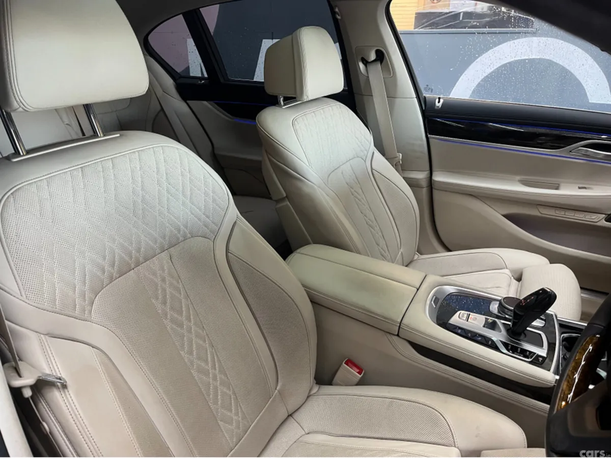 BMW 7-Series Saloon, Petrol Hybrid, 2018, Blue