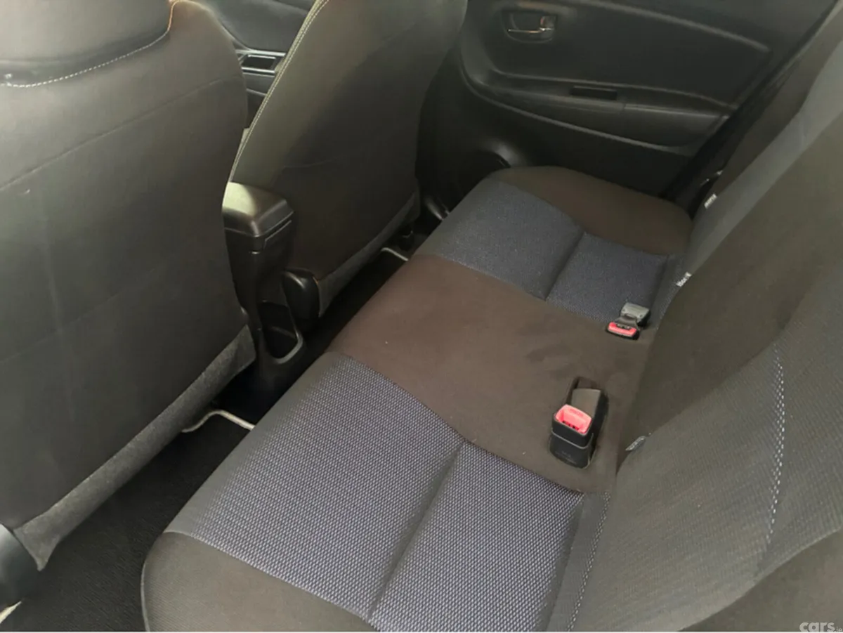 Toyota Vitz Hatchback, Petrol, 2018, Silver