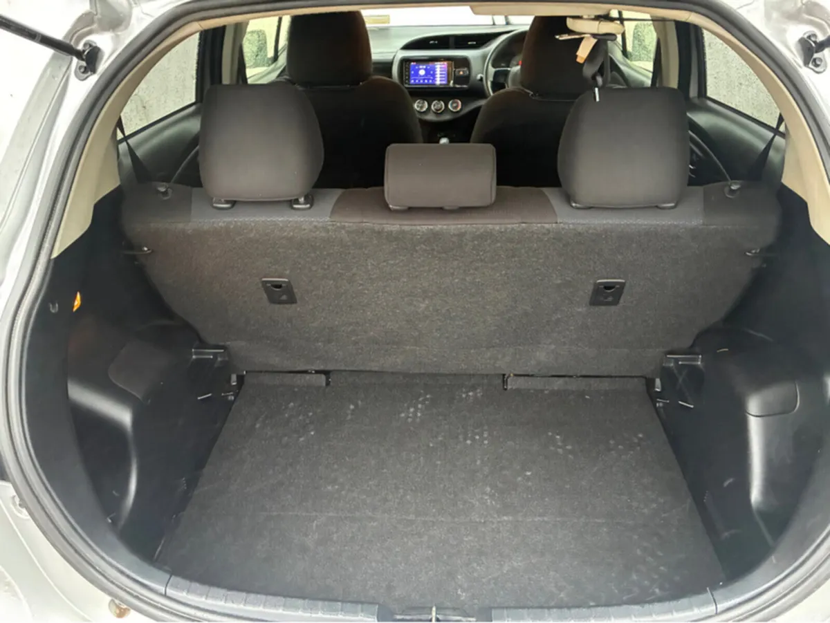 Toyota Vitz Hatchback, Petrol, 2018, Silver