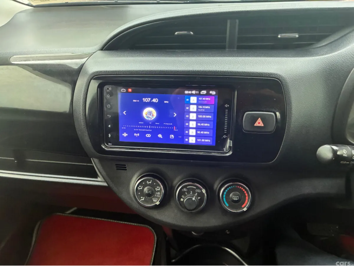 Toyota Vitz Hatchback, Petrol, 2018, Silver