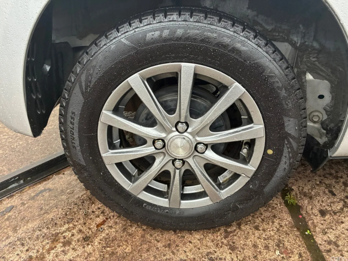 Toyota Vitz Hatchback, Petrol, 2018, Silver