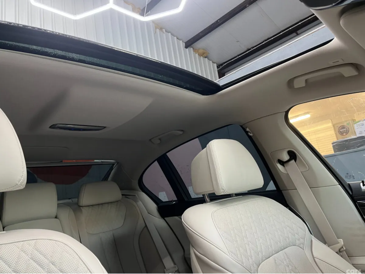 BMW 7-Series Saloon, Petrol Hybrid, 2018, Blue