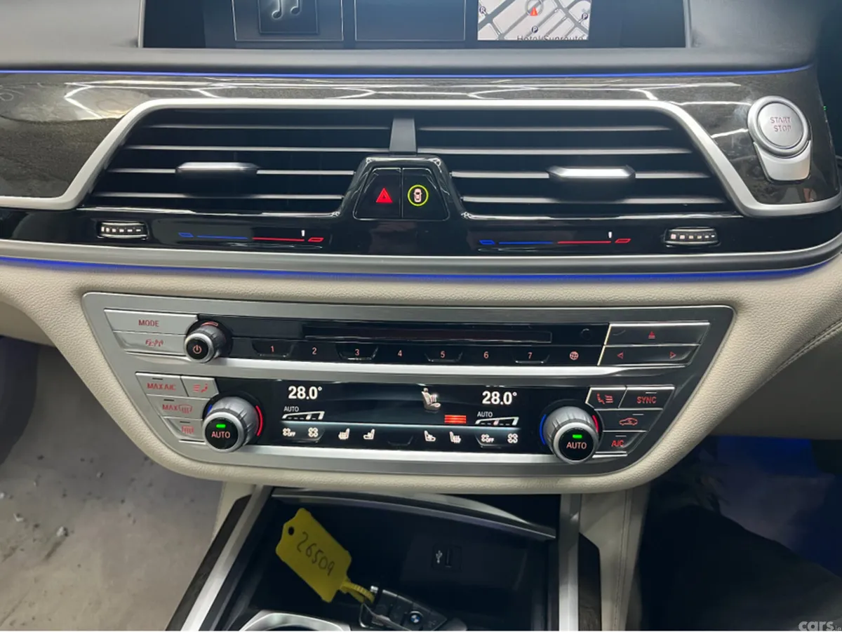 BMW 7-Series Saloon, Petrol Hybrid, 2018, Blue