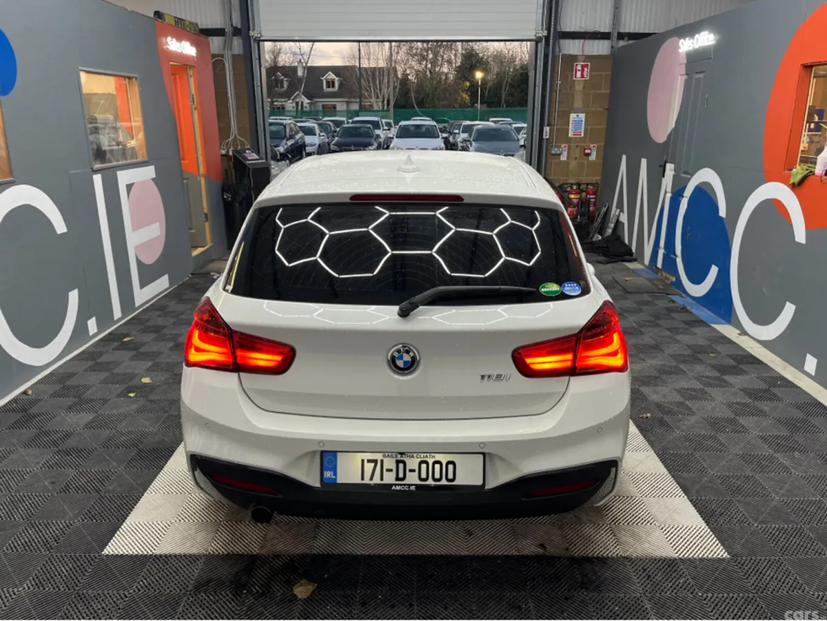 BMW 1-Series Hatchback, Petrol, 2017, White