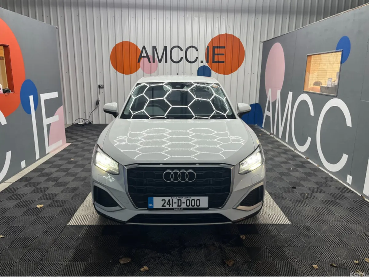 Audi Q2 SUV, Petrol, 2024, White
