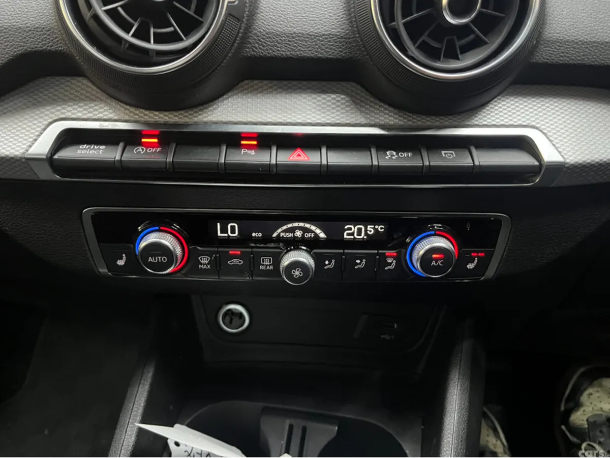 Audi Q2 SUV, Petrol, 2024, White