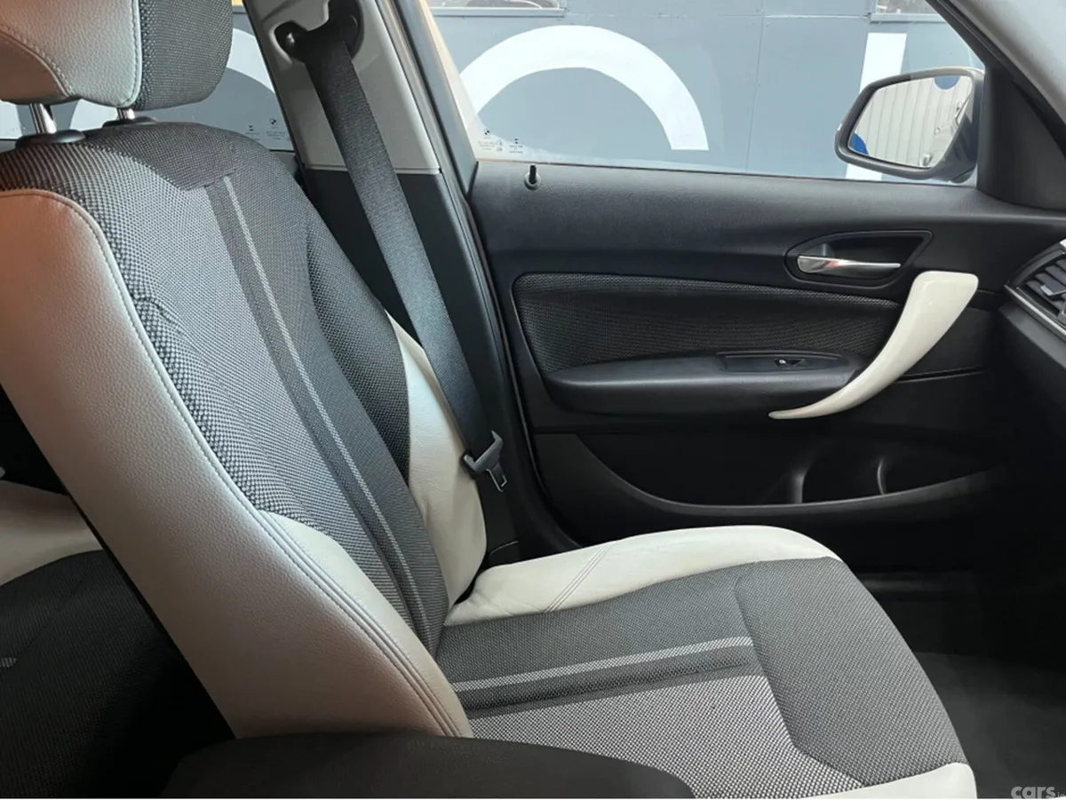 BMW 1-Series Hatchback, Diesel, 2016, Silver
