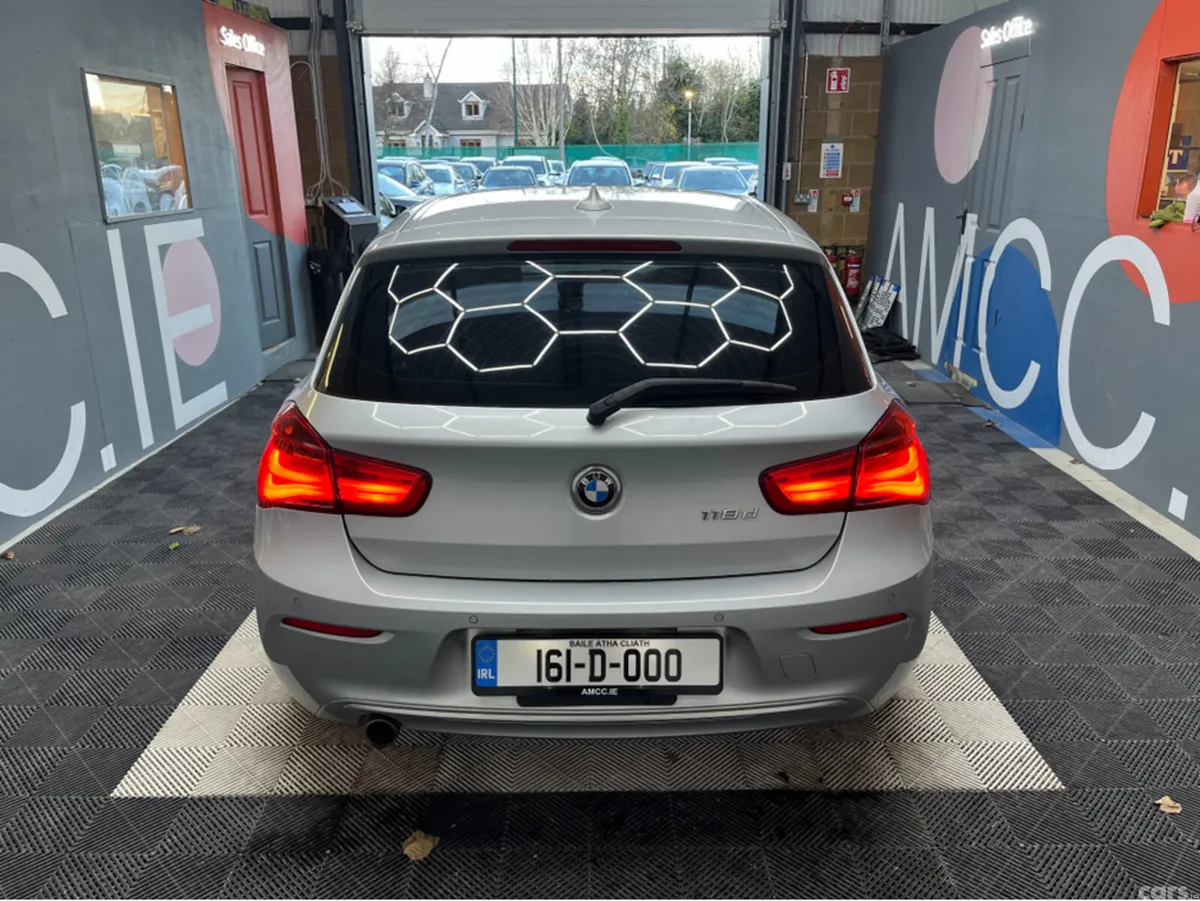 BMW 1-Series Hatchback, Diesel, 2016, Silver