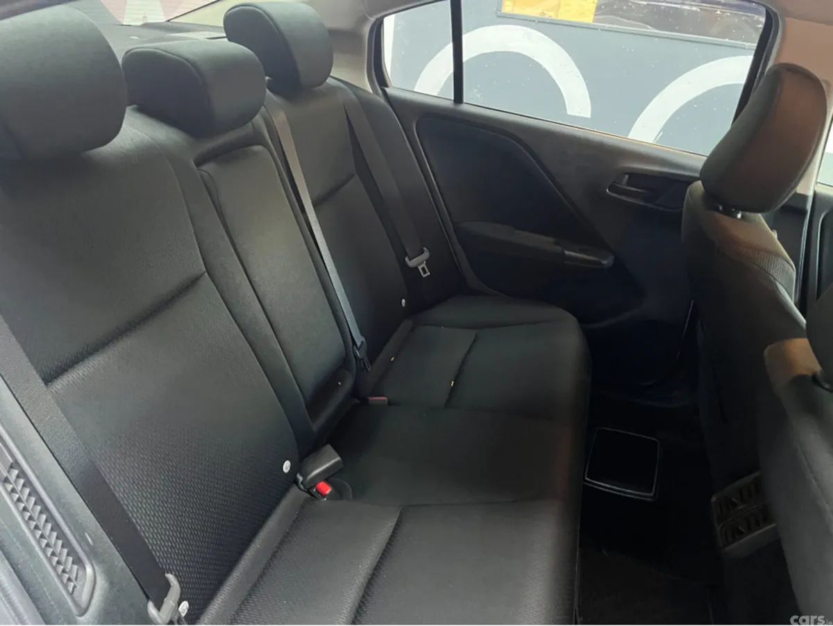 Honda Grace Saloon, Petrol Hybrid, 2020, White