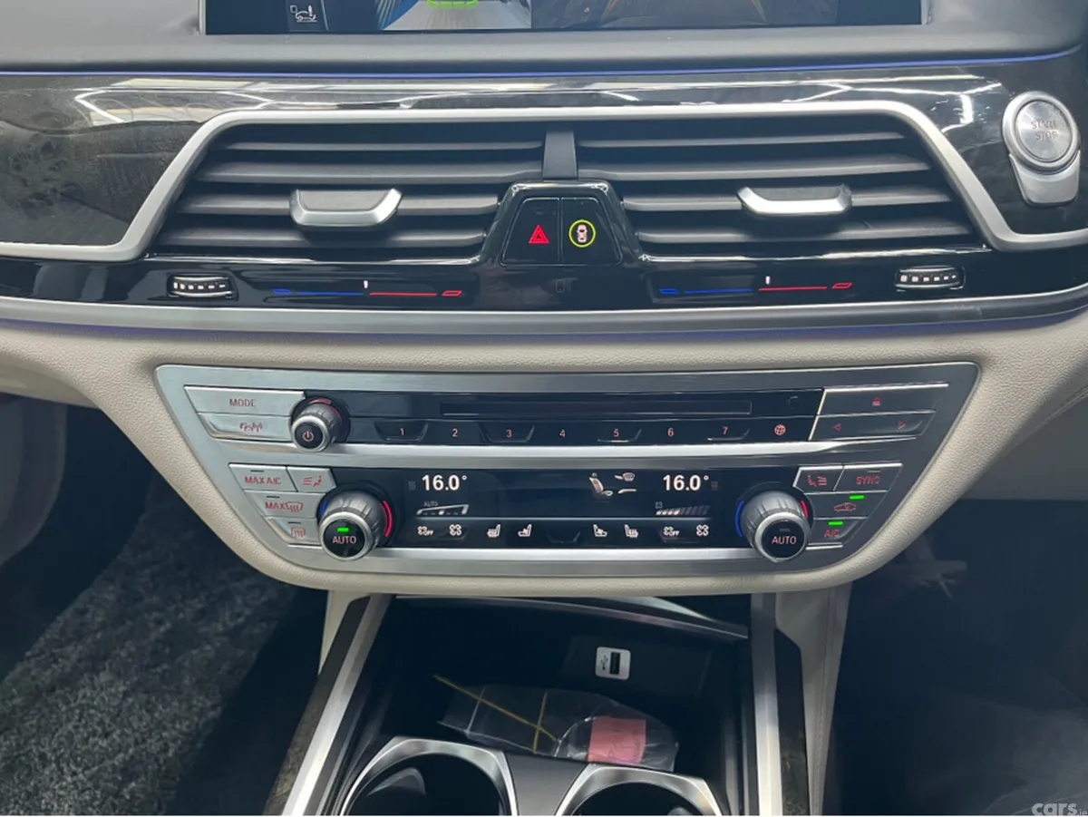 BMW 7-Series Saloon, Petrol Plug-in Hybrid, 2016, Black
