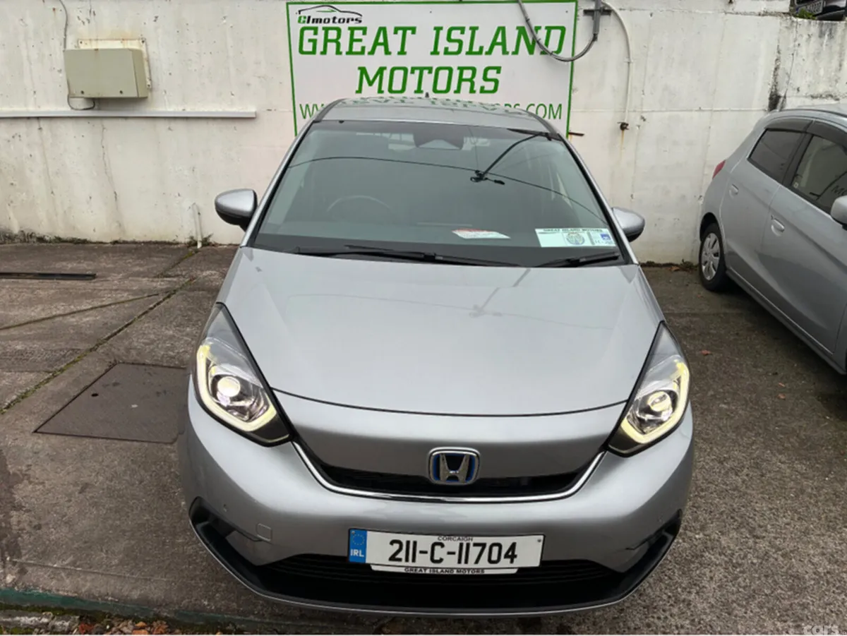 Honda Fit Hatchback, Petrol Hybrid, 2021, Silver