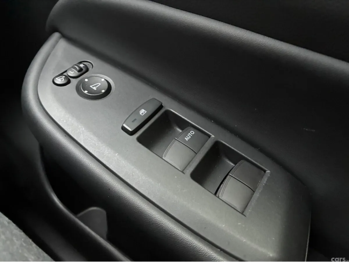 Honda Fit Hatchback, Petrol Hybrid, 2021, Silver