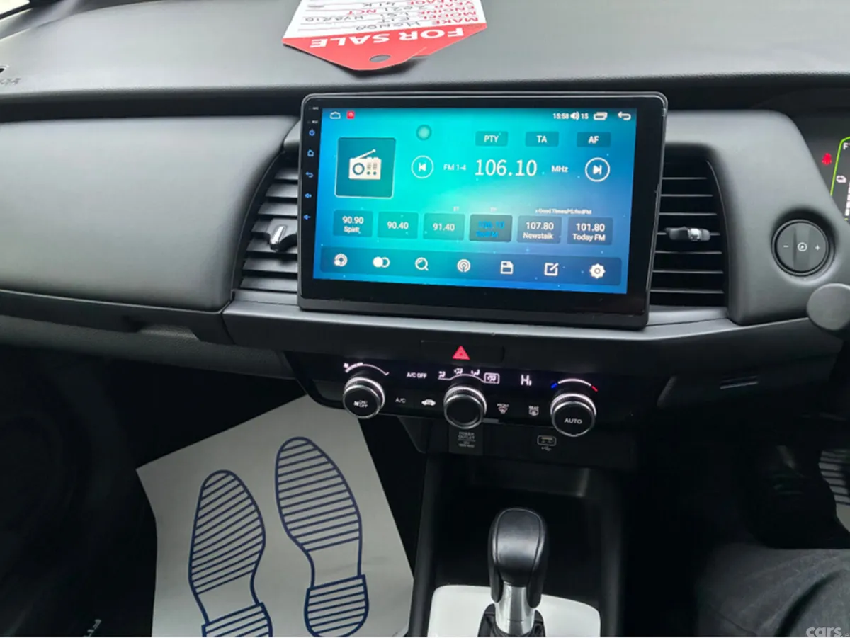 Honda Fit Hatchback, Petrol Hybrid, 2021, Silver