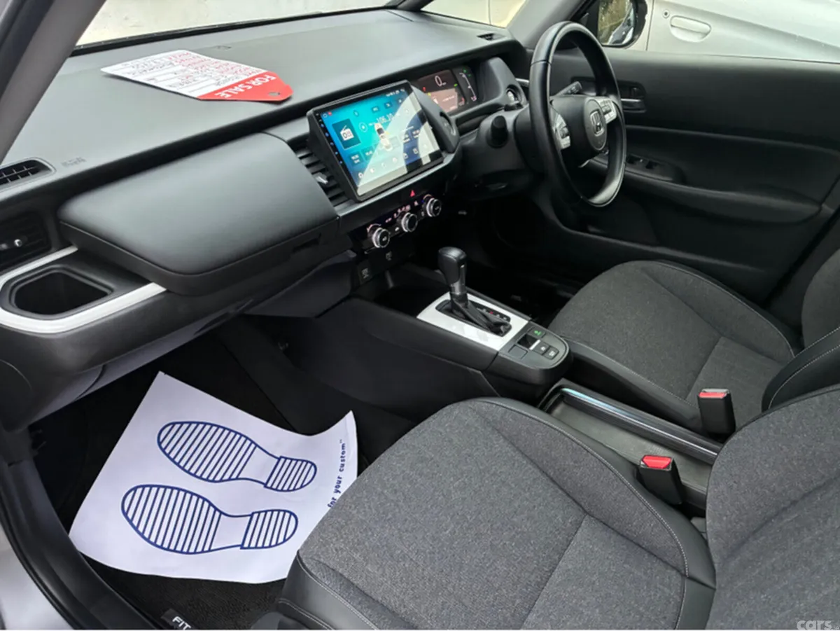 Honda Fit Hatchback, Petrol Hybrid, 2021, Silver