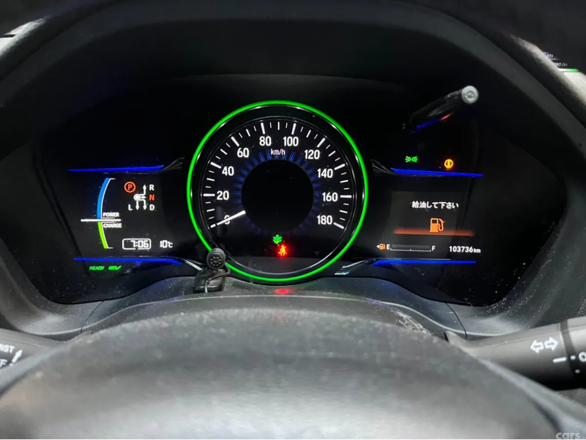 Honda Vezel SUV, Petrol Hybrid, 2015, White
