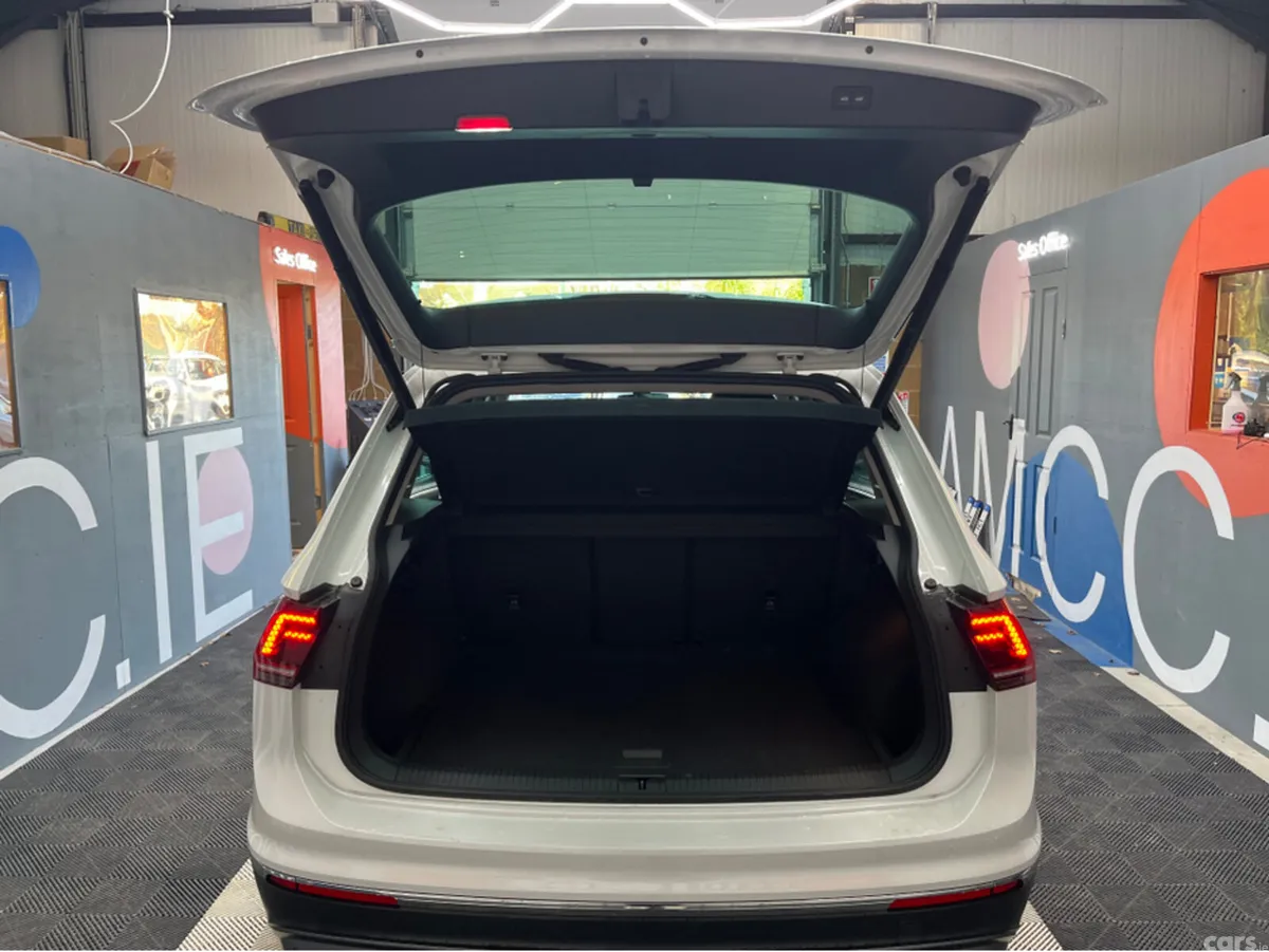 Volkswagen Tiguan SUV, Diesel, 2018, White