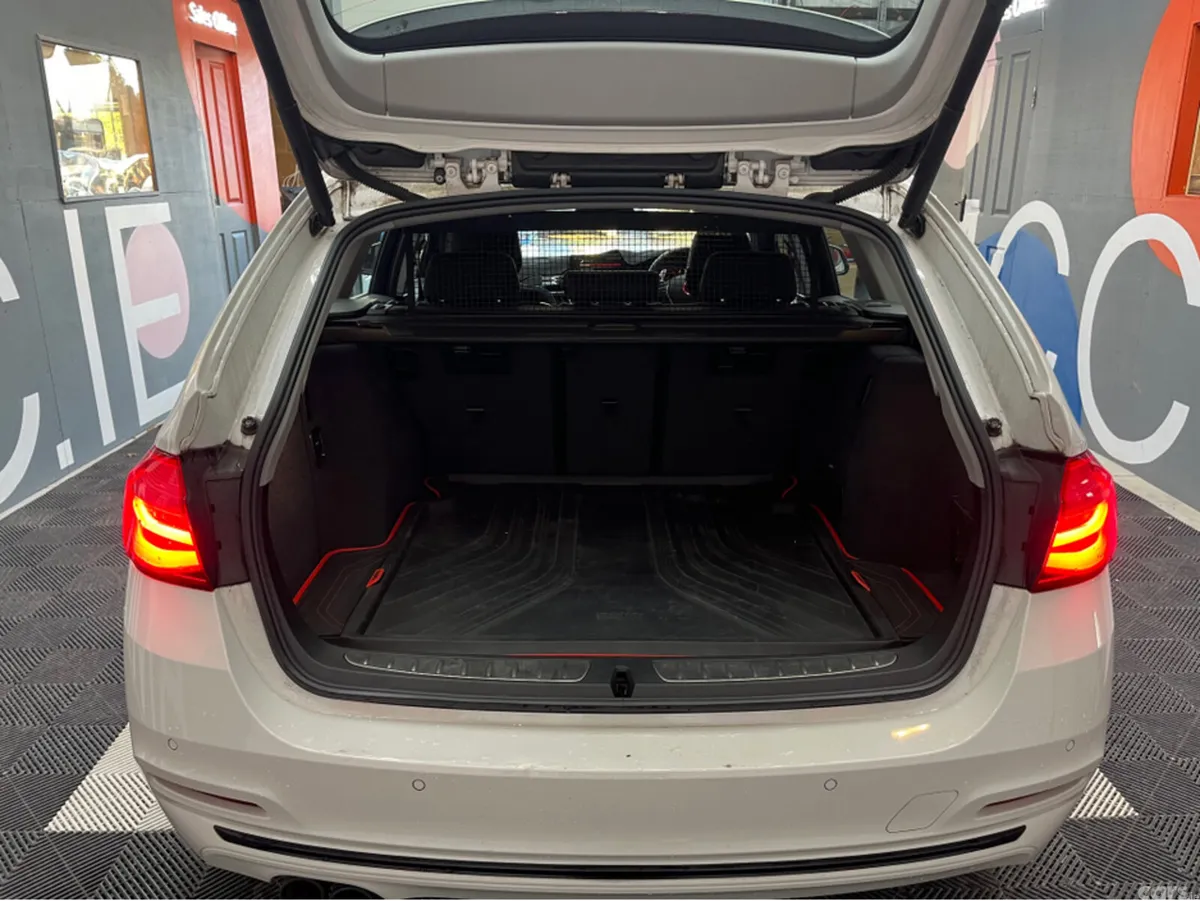 BMW 3-Series Estate, Diesel, 2018, White