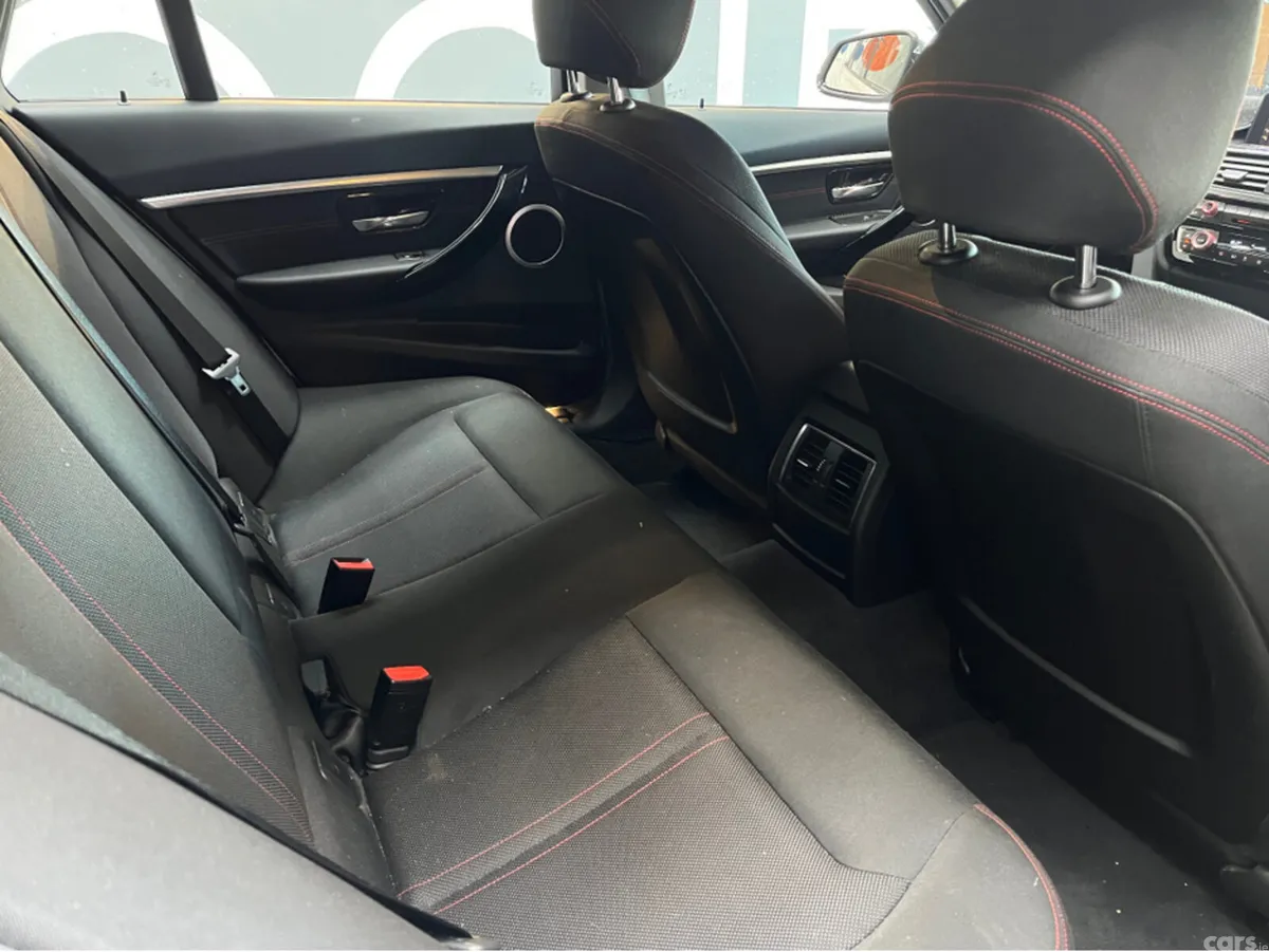 BMW 3-Series Estate, Diesel, 2018, White