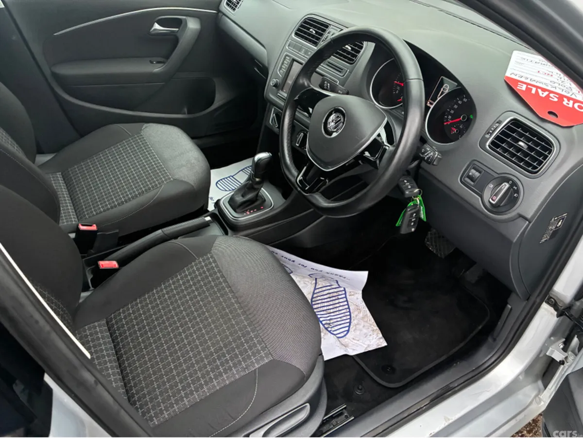 Volkswagen Polo Hatchback, Petrol, 2016, Silver