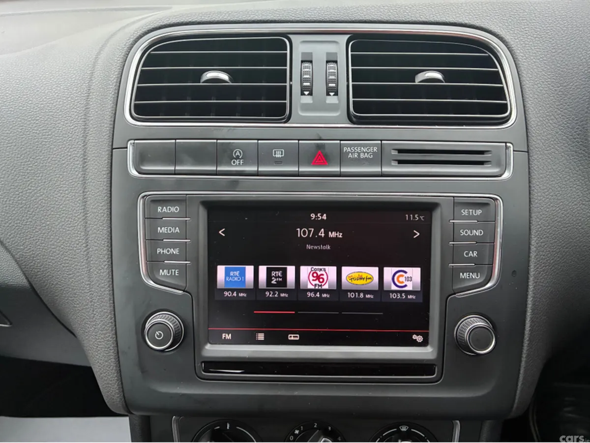 Volkswagen Polo Hatchback, Petrol, 2016, Silver