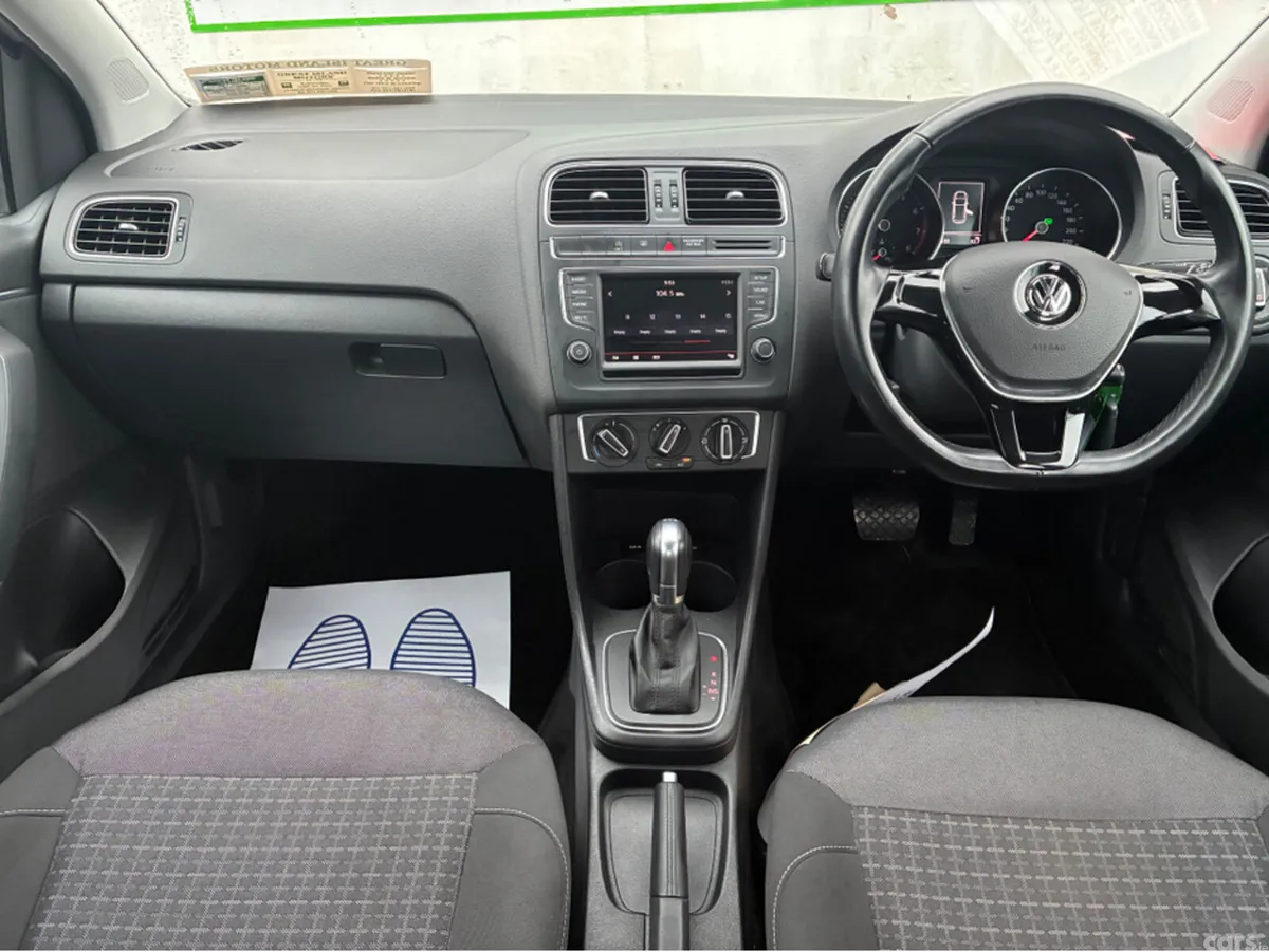 Volkswagen Polo Hatchback, Petrol, 2016, Silver
