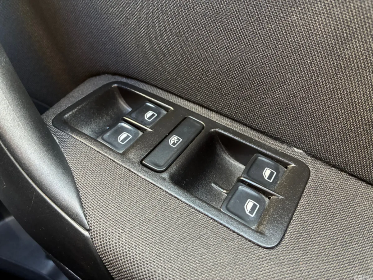 Volkswagen Polo Hatchback, Petrol, 2015, Silver