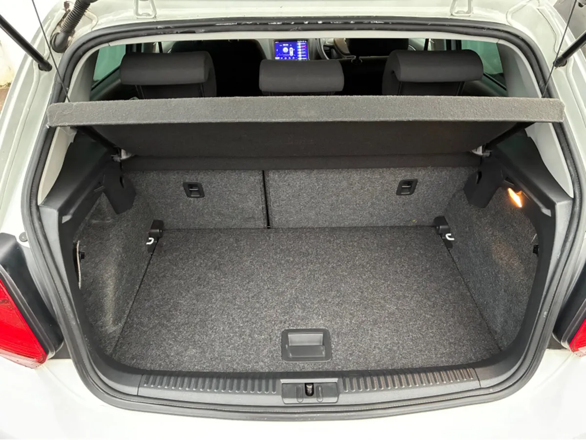 Volkswagen Polo Hatchback, Petrol, 2017, White