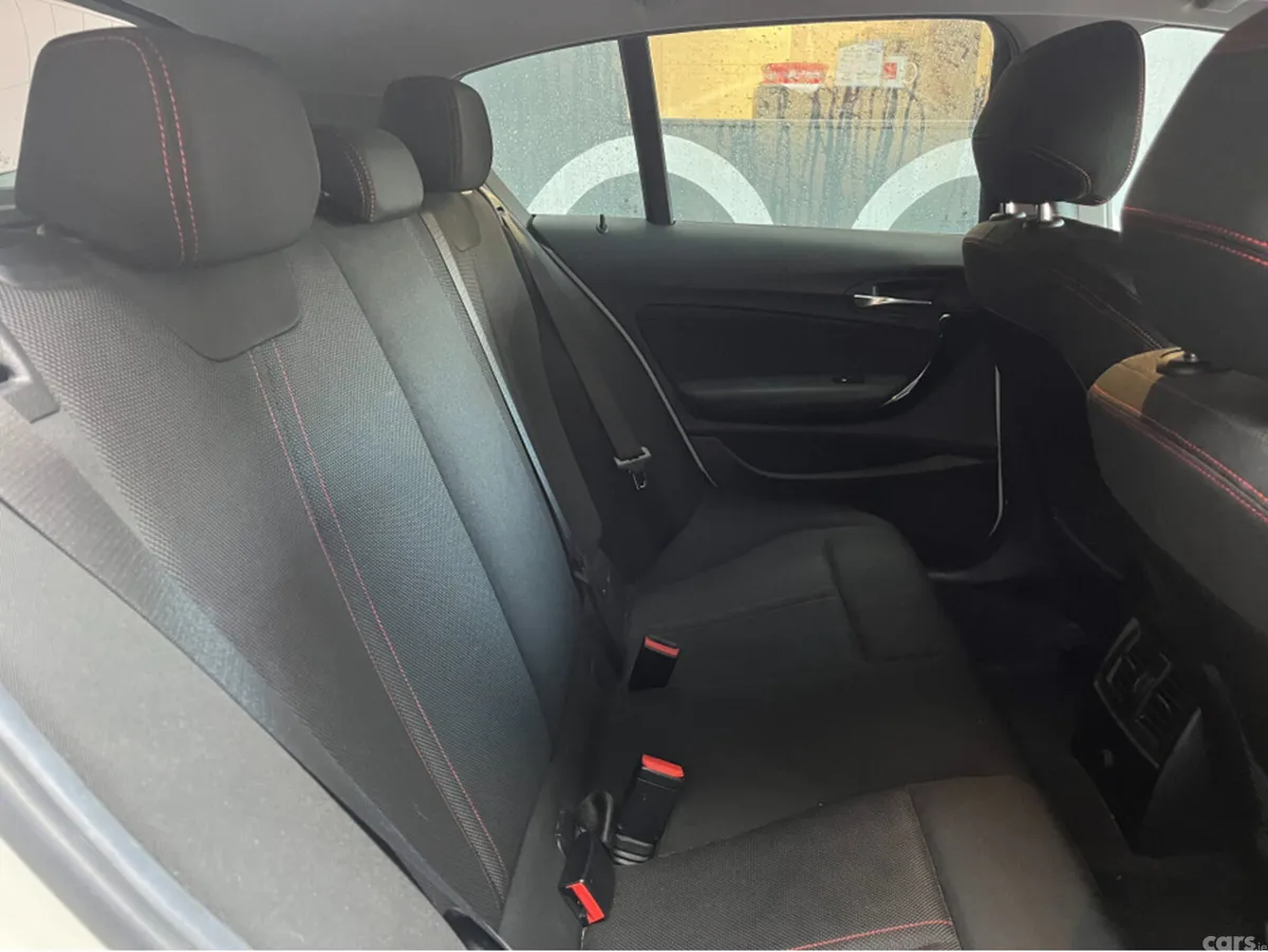 BMW 1-Series Hatchback, Diesel, 2017, White