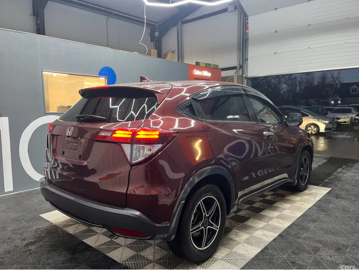 Honda Vezel SUV, Petrol Hybrid, 2015, Red