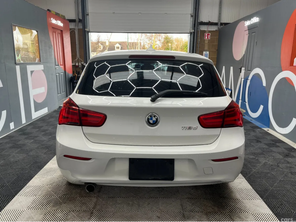 BMW 1-Series Hatchback, Diesel, 2016, White