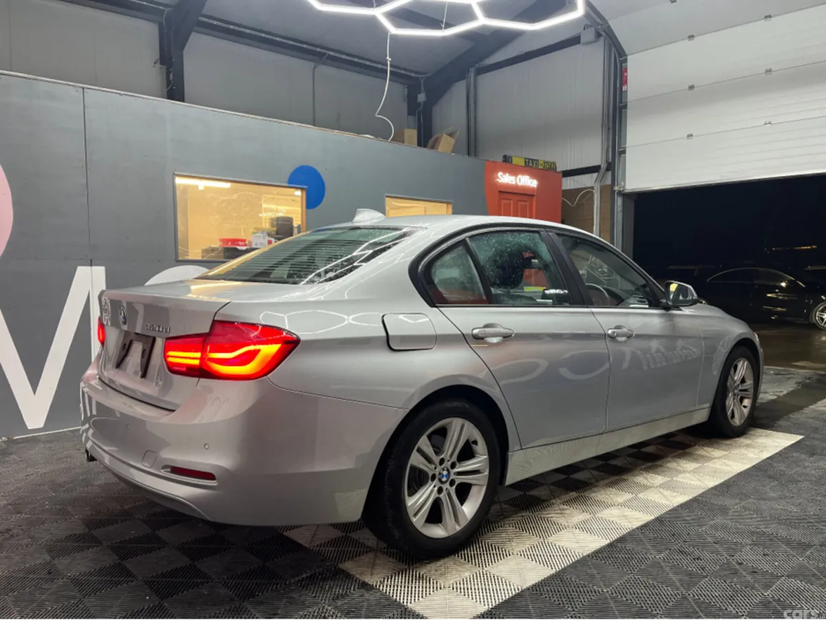 BMW 3-Series Saloon, Diesel, 2017, Silver