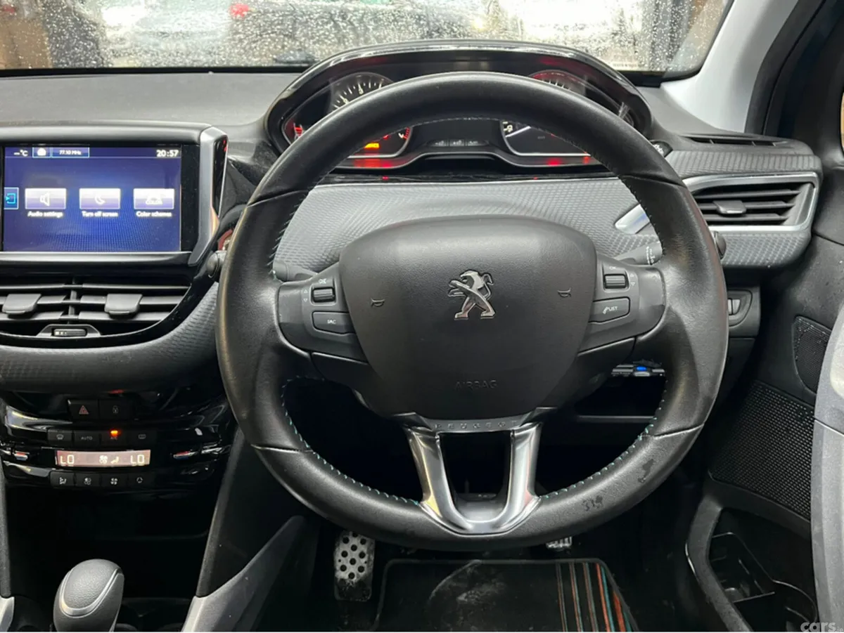 Peugeot 2008 Hatchback, Petrol, 2016, Blue