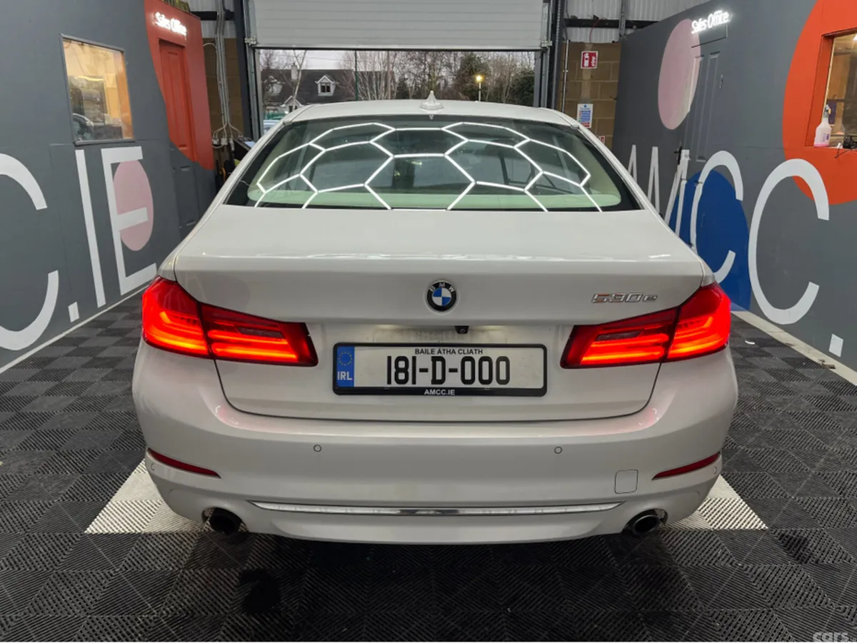 BMW 5-Series Saloon, Petrol Plug-in Hybrid, 2018, White