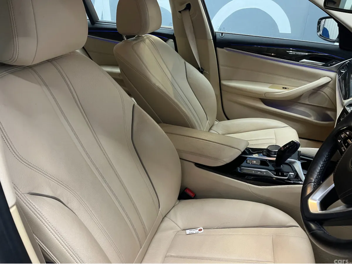 BMW 5-Series Saloon, Petrol Plug-in Hybrid, 2018, White