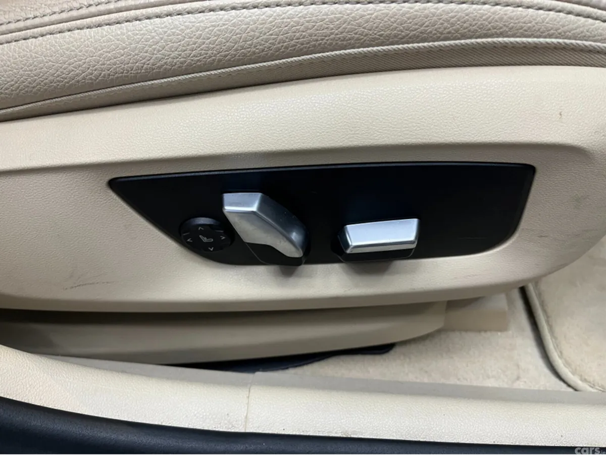BMW 5-Series Saloon, Petrol Plug-in Hybrid, 2018, White