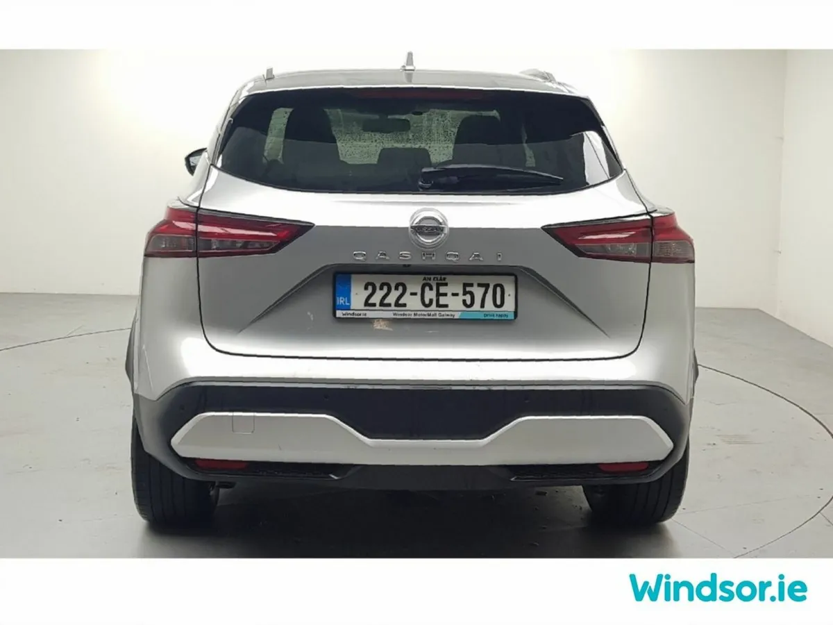 Nissan Qashqai MPV, Petrol, 2022, Grey