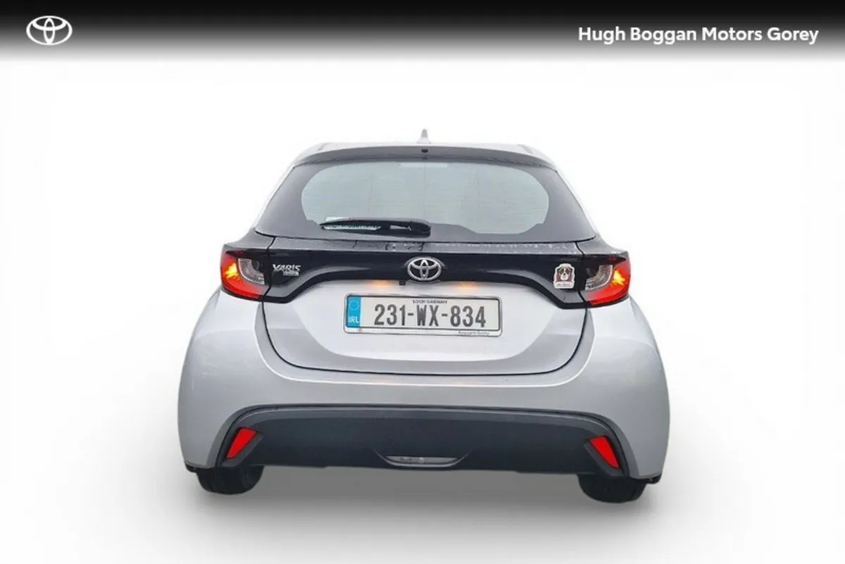 Toyota Yaris Hatchback, Petrol, 2023, Grey