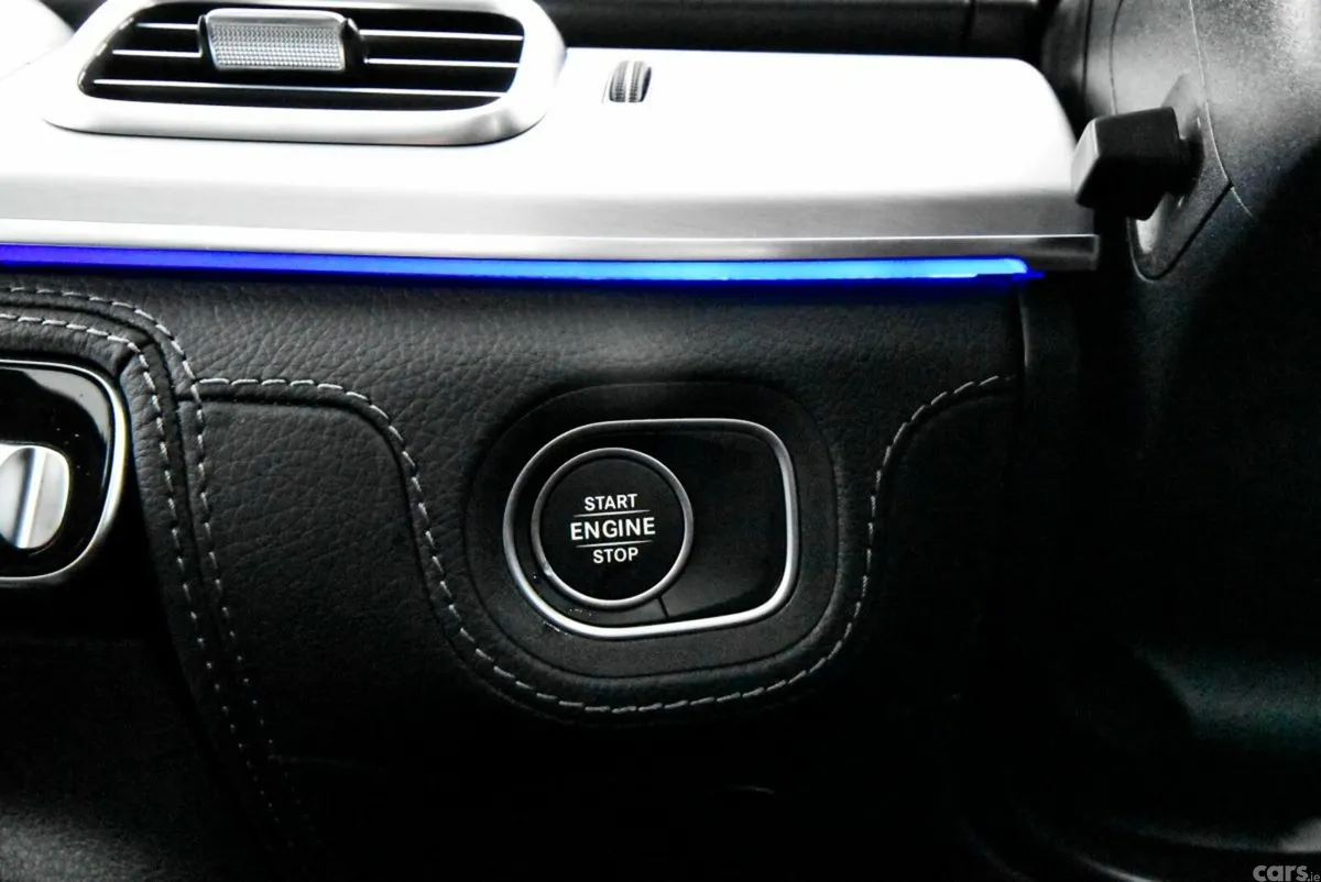Mercedes-Benz GLE SUV, Petrol Plug-in Hybrid, 2025, Grey