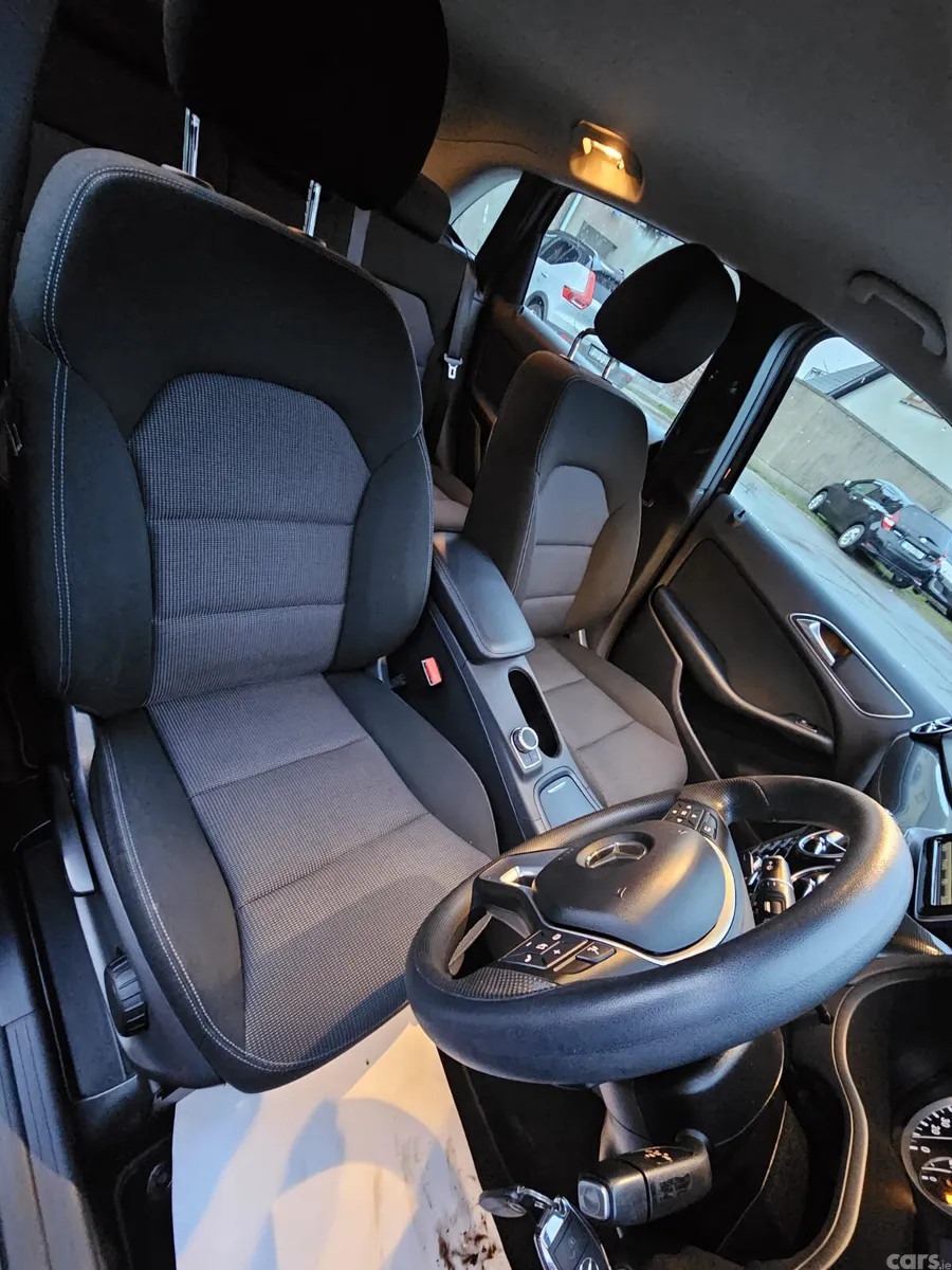 Mercedes-Benz B-Class MPV, Petrol, 2014, Black