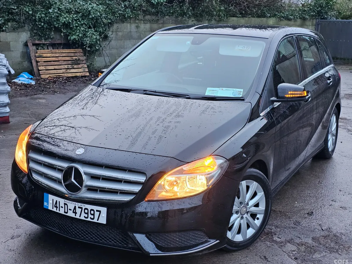 Mercedes-Benz B-Class MPV, Petrol, 2014, Black