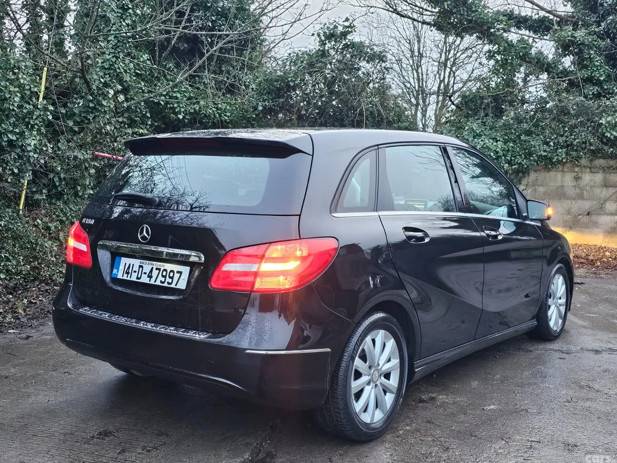 Mercedes-Benz B-Class MPV, Petrol, 2014, Black