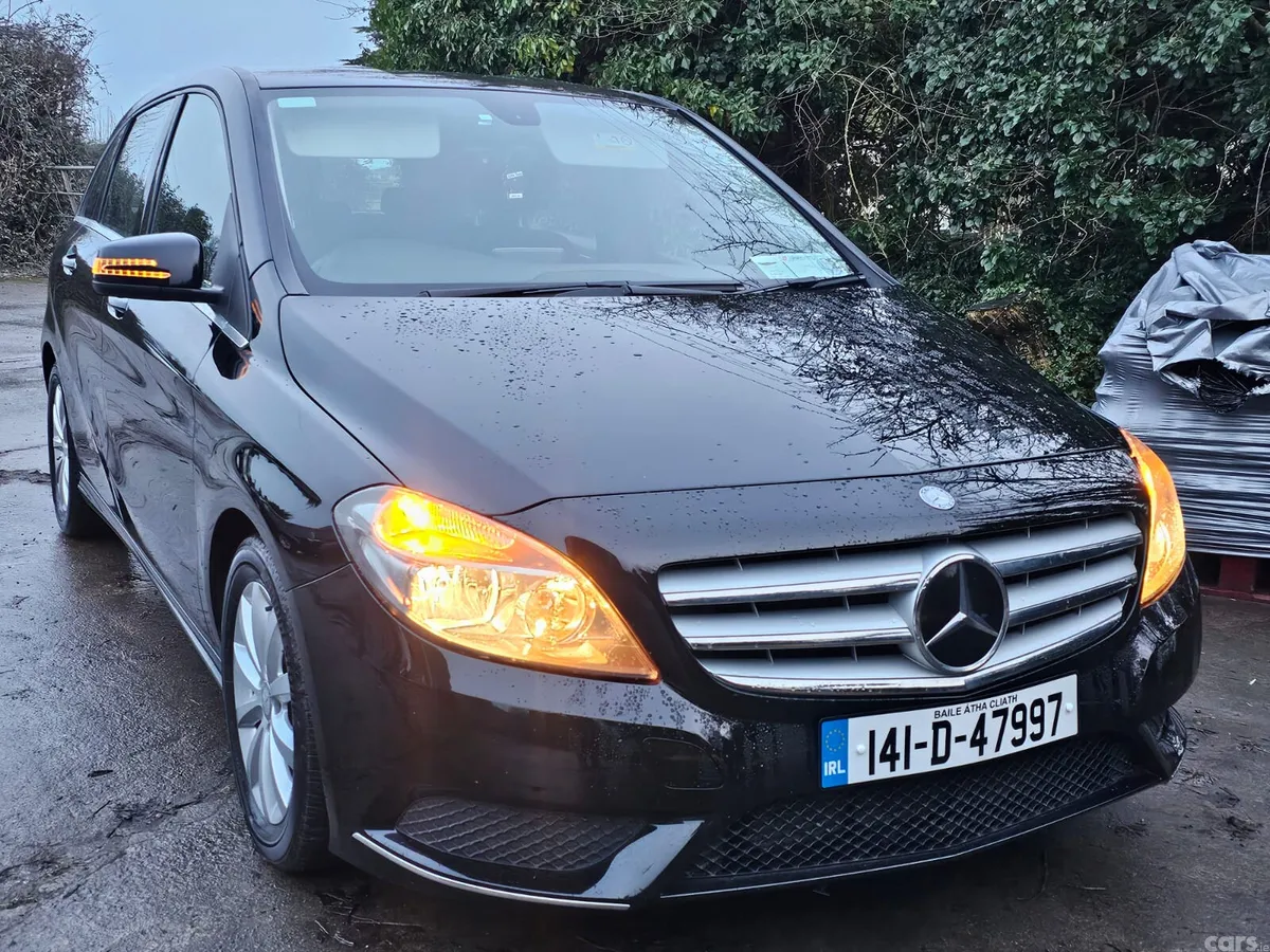 Mercedes-Benz B-Class MPV, Petrol, 2014, Black