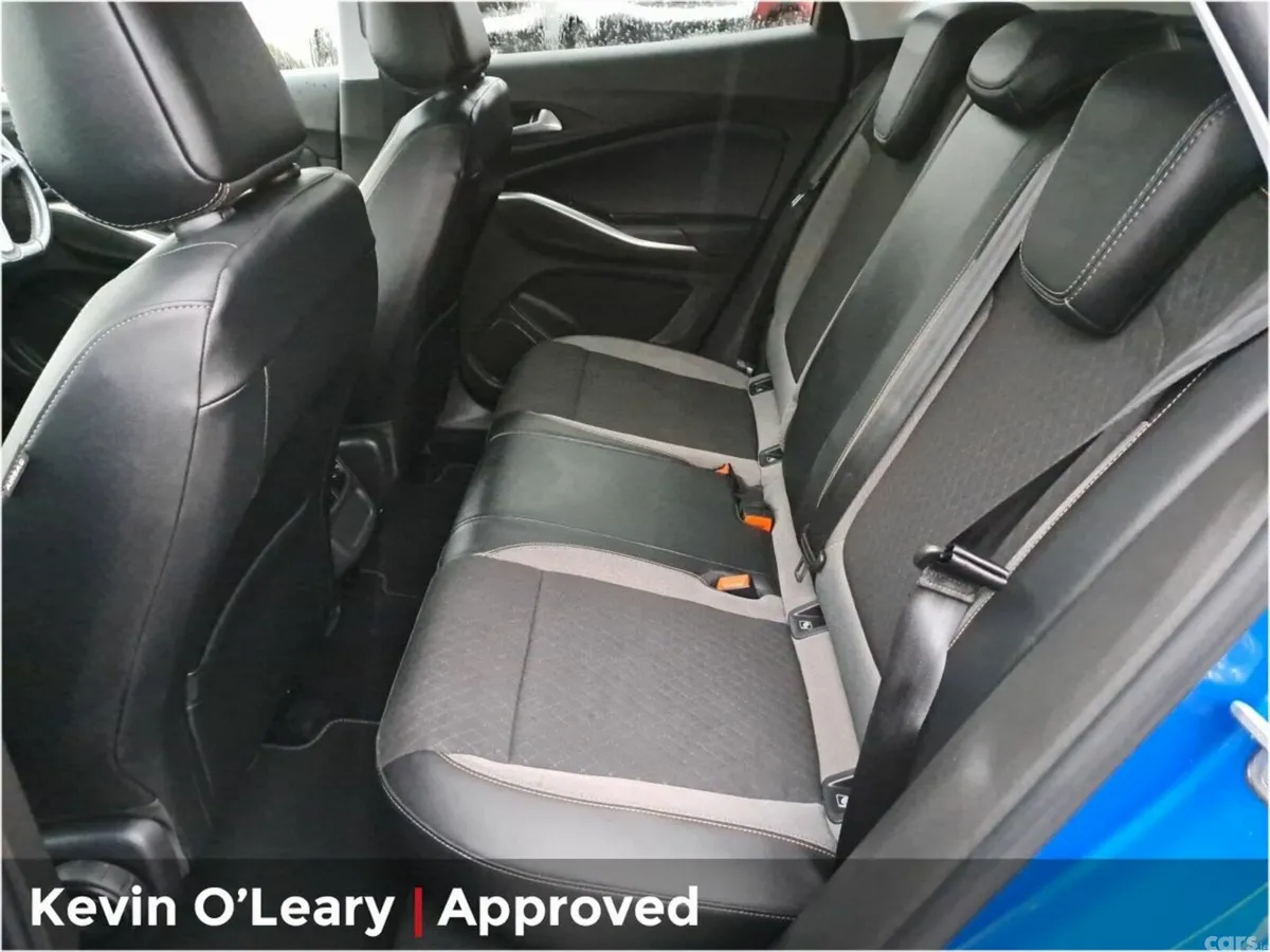 Opel Grandland SUV, Petrol, 2023, Blue