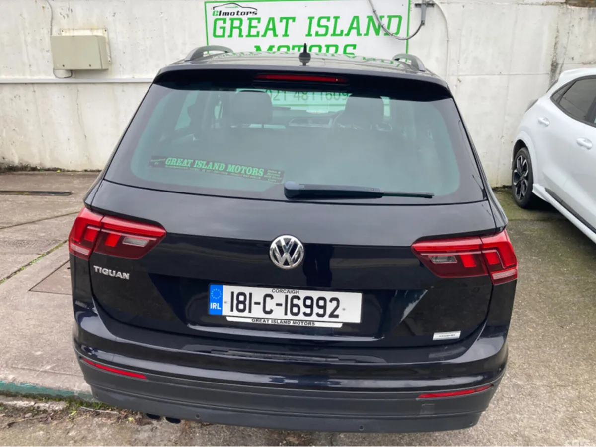 Volkswagen Tiguan Hatchback, Petrol, 2018, Black